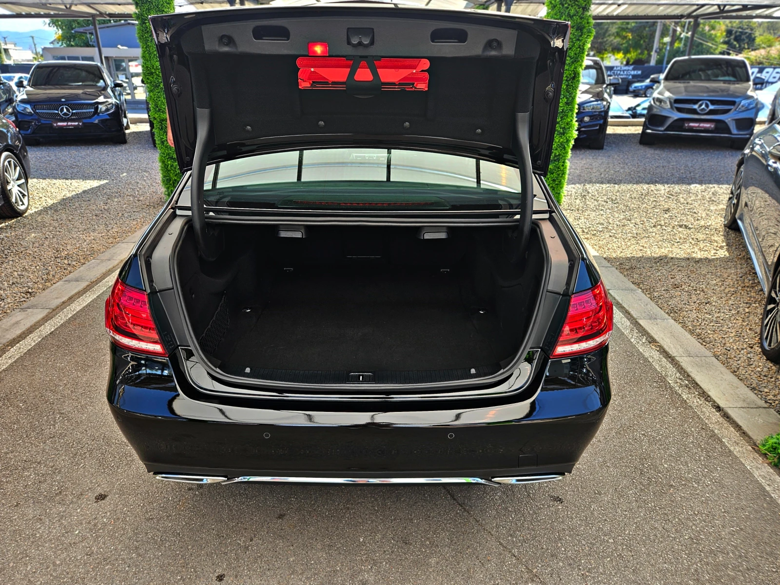 Mercedes-Benz E 350 AMG/4MATIC/GERMANY/LED/AIRMATIC/ПОДГРЕВ/AUTO H/LIZ - изображение 8