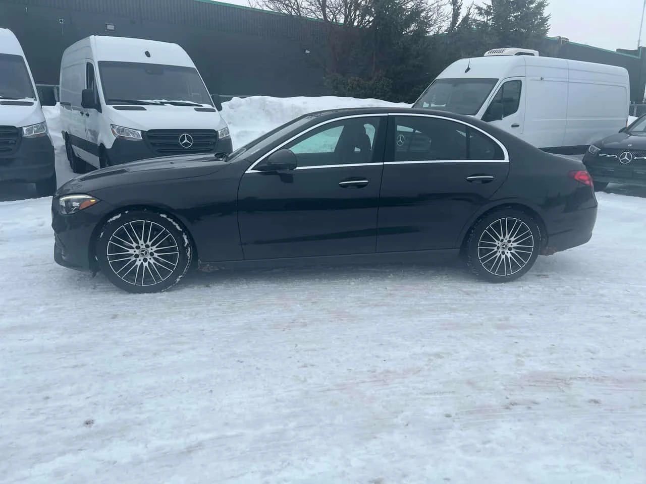 Mercedes-Benz C 300 * CARFAX * PANO* KEYLESS* ПОДГРЕВ*  - изображение 2