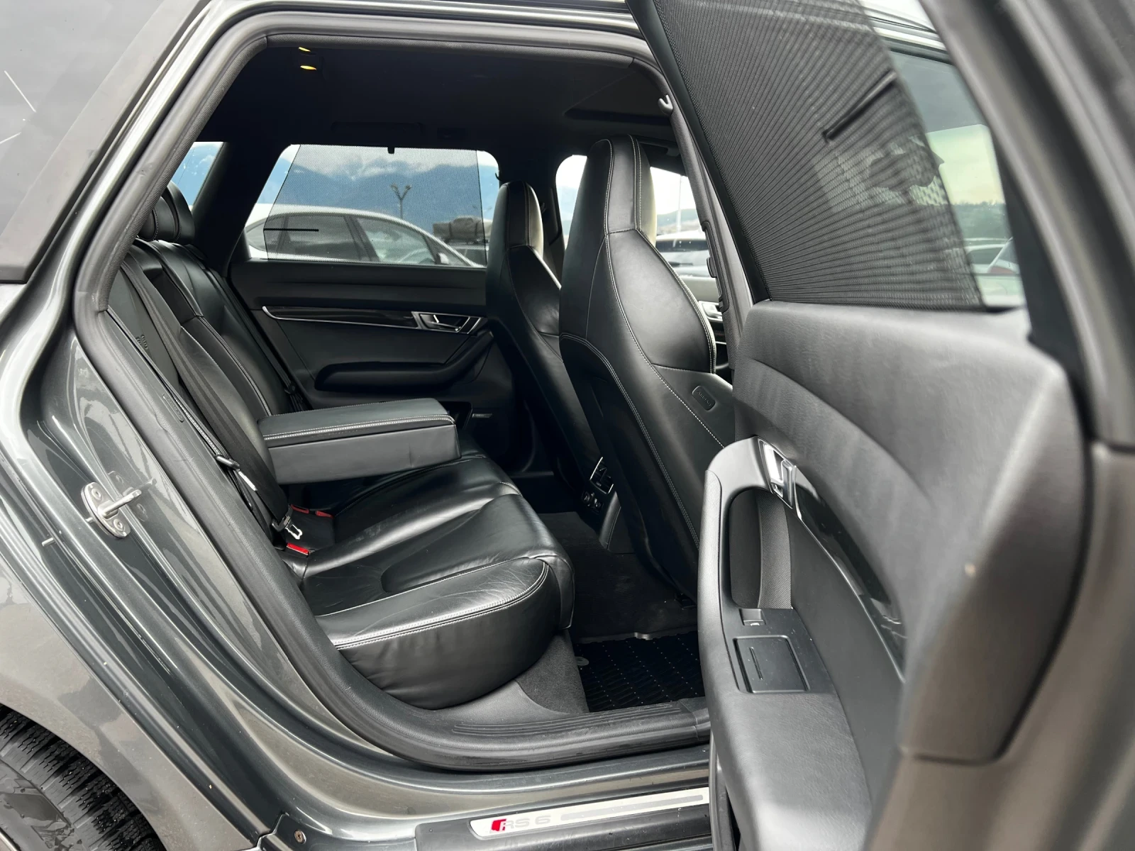 Audi Rs6 V10 TFSI, снимка 13 - Автомобили и джипове - 54133133