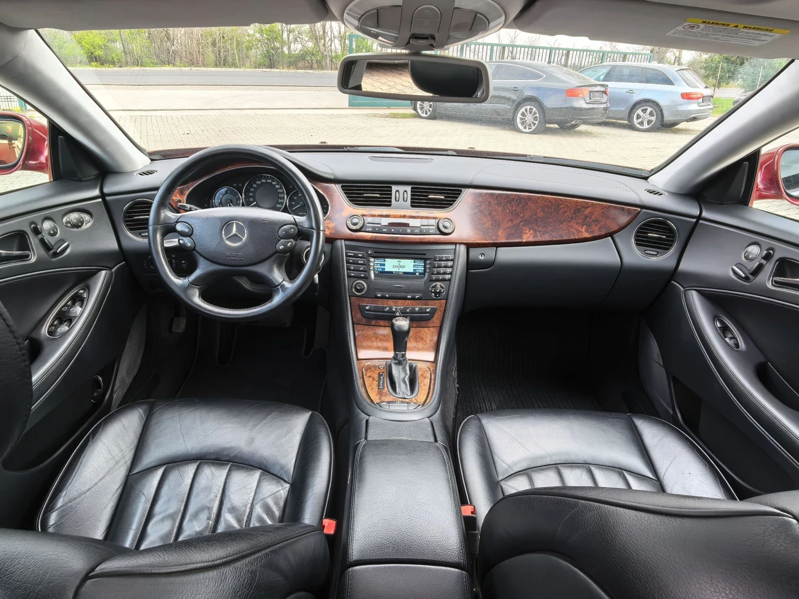 Mercedes-Benz CLS 500 Топ Състояние. Уникат. Топ. , снимка 11 - Автомобили и джипове - 54206602