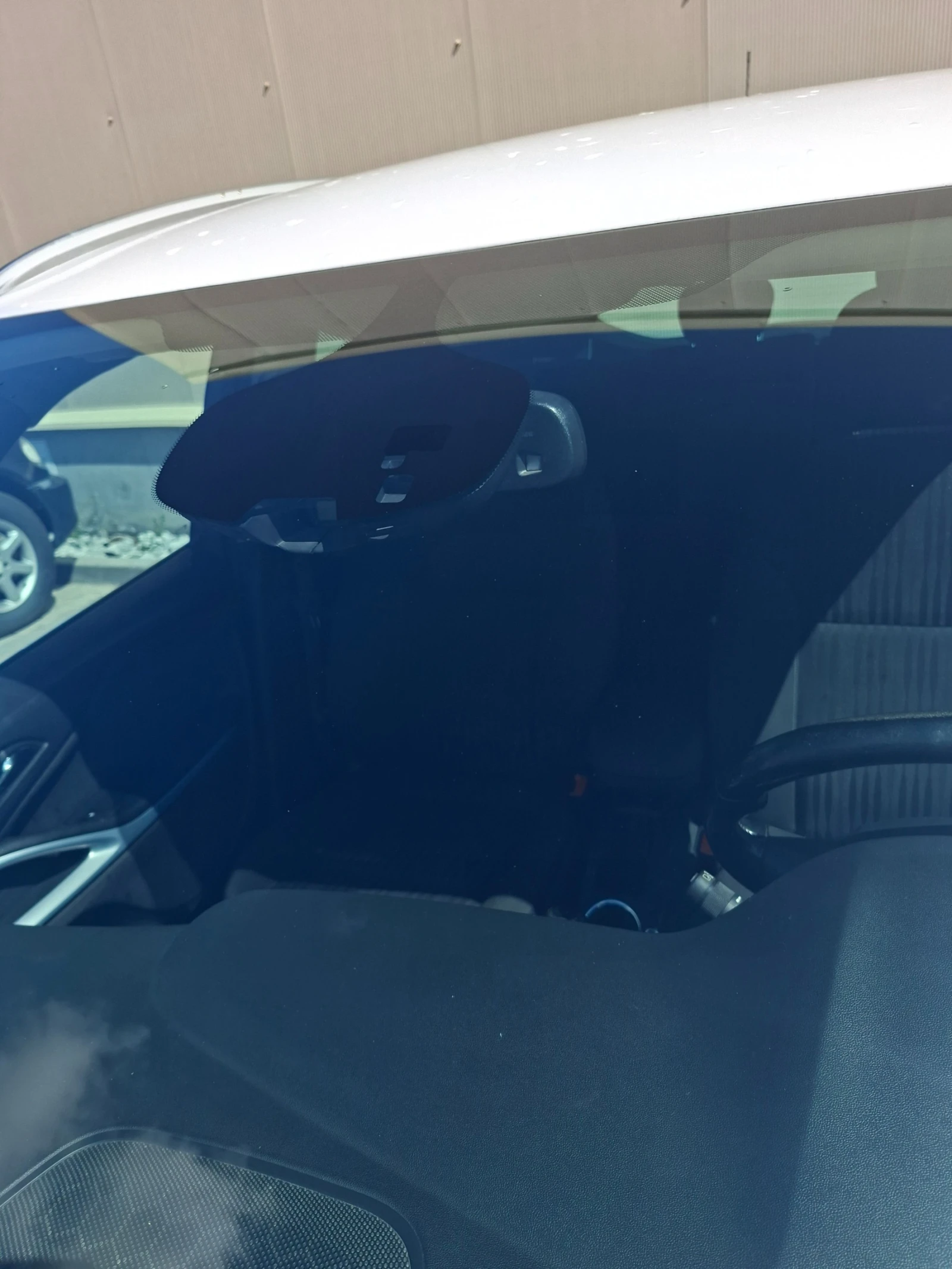 Opel Zafira Tourer 1.4 T, снимка 14 - Автомобили и джипове - 54526168