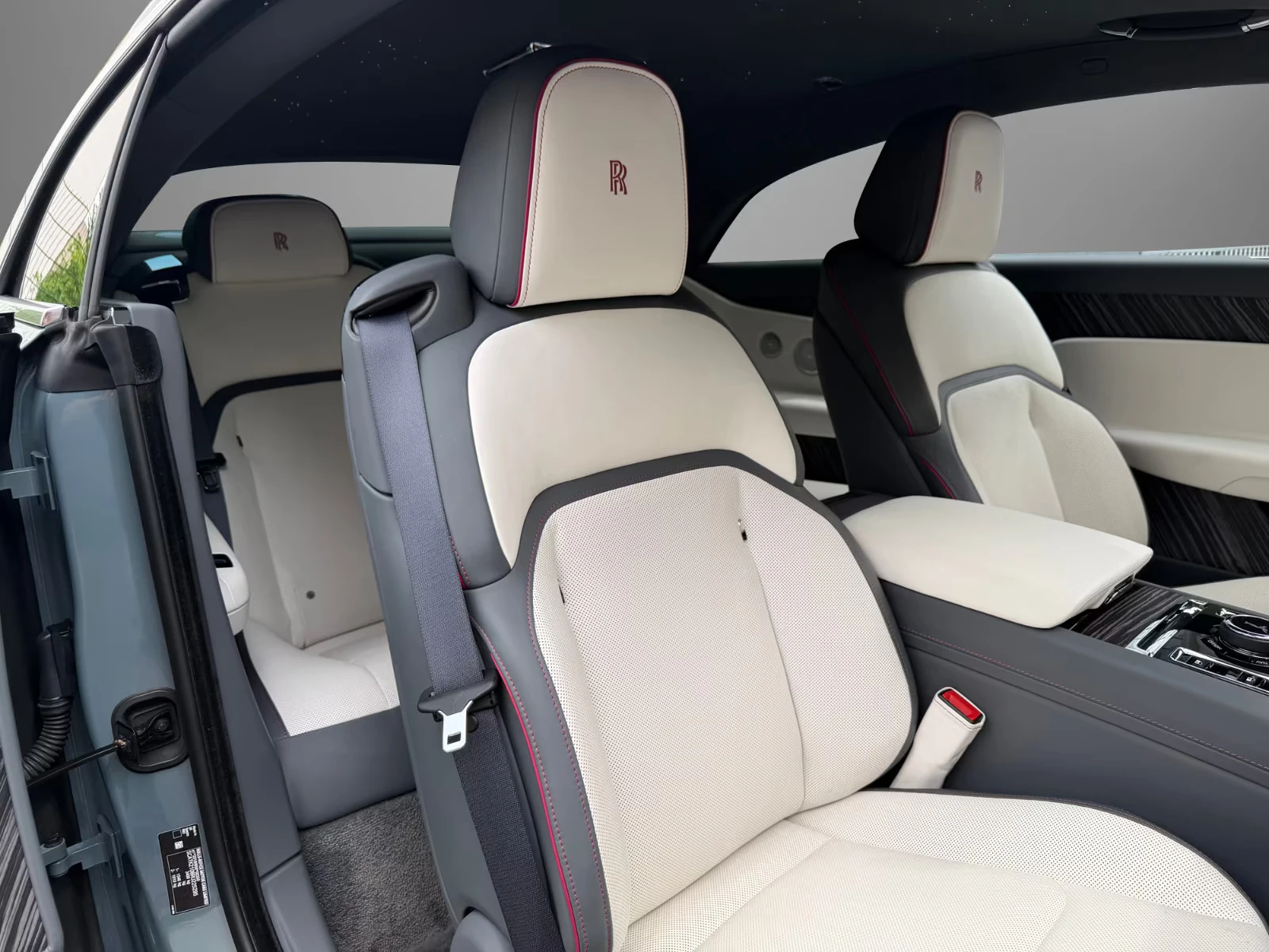 Rolls-Royce Spectre  SHOOTING STAR / BESPOKE / 23/, снимка 11 - Автомобили и джипове - 54837155