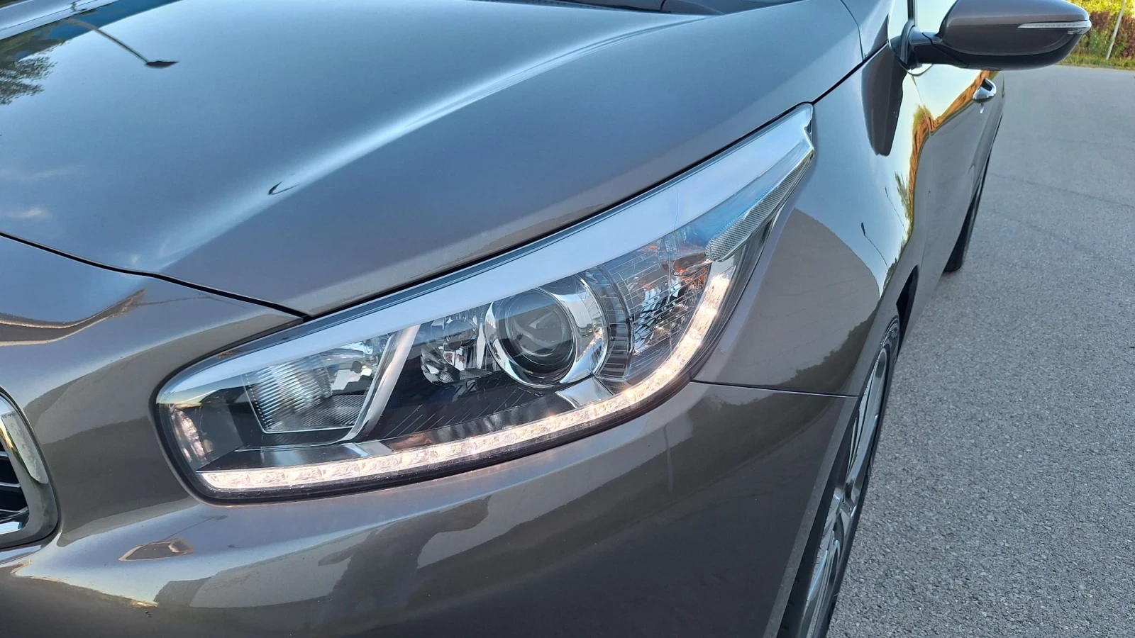 Kia Ceed 1.6- Нави-парктроник., снимка 9 - Автомобили и джипове - 54935219