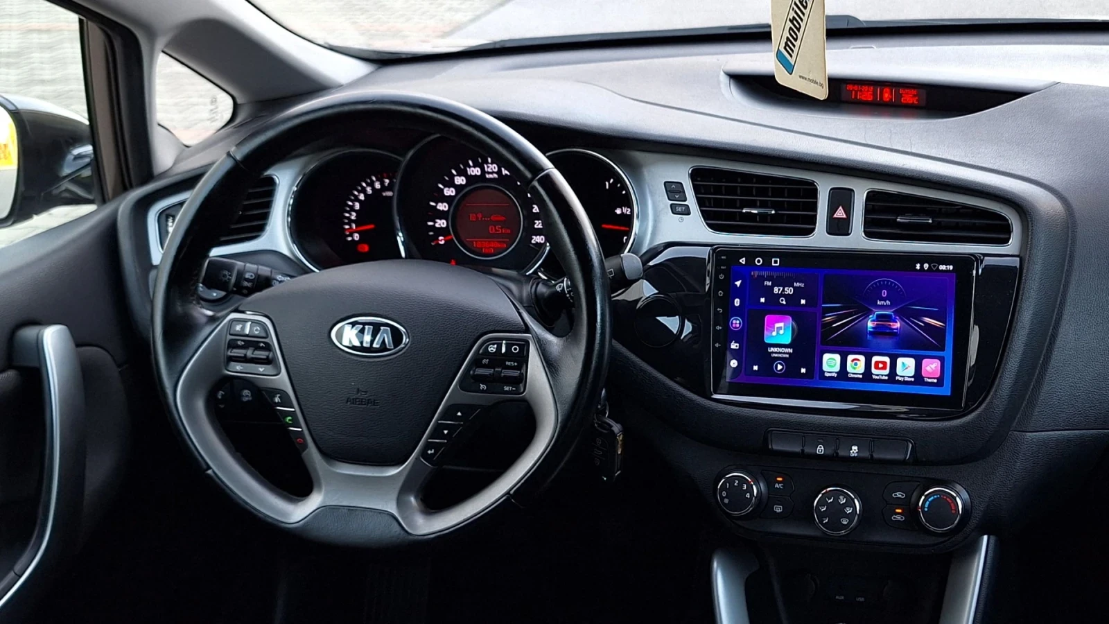 Kia Ceed 1.6- Нави-парктроник., снимка 12 - Автомобили и джипове - 54935219