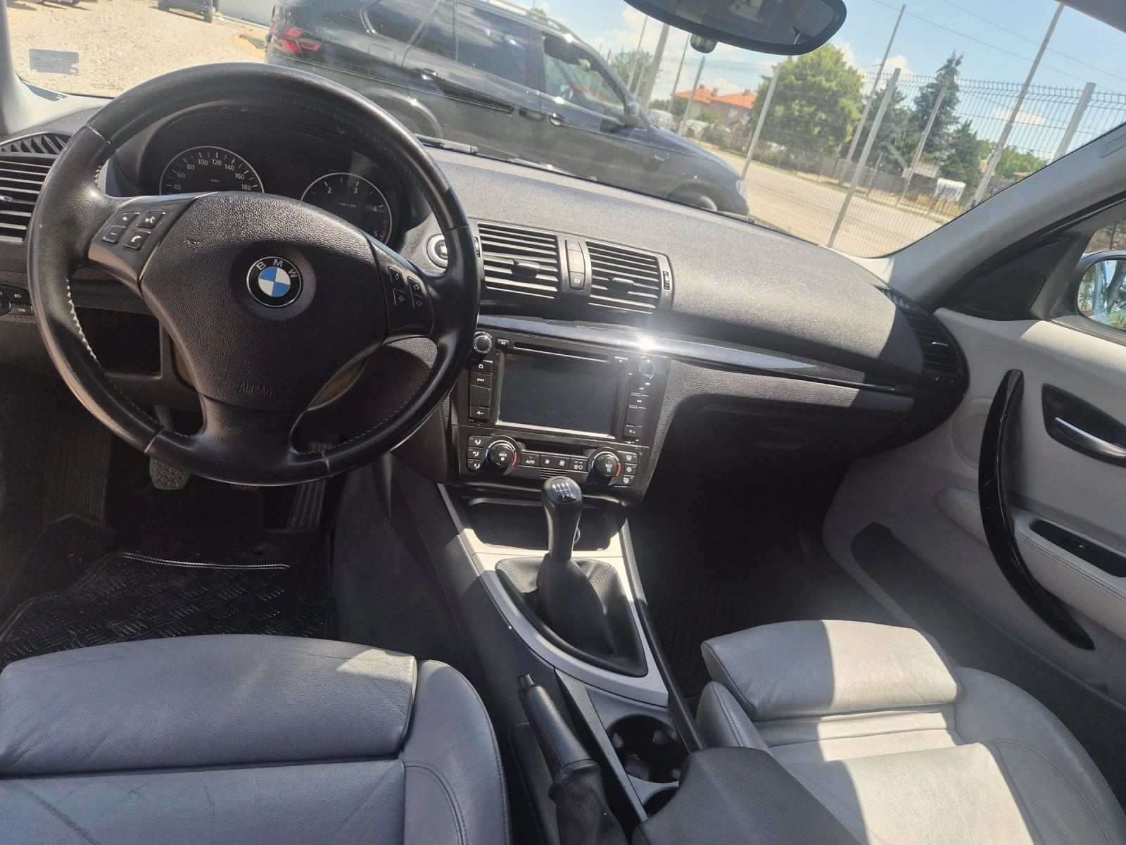 BMW 118 1.8d , снимка 6 - Автомобили и джипове - 54958077