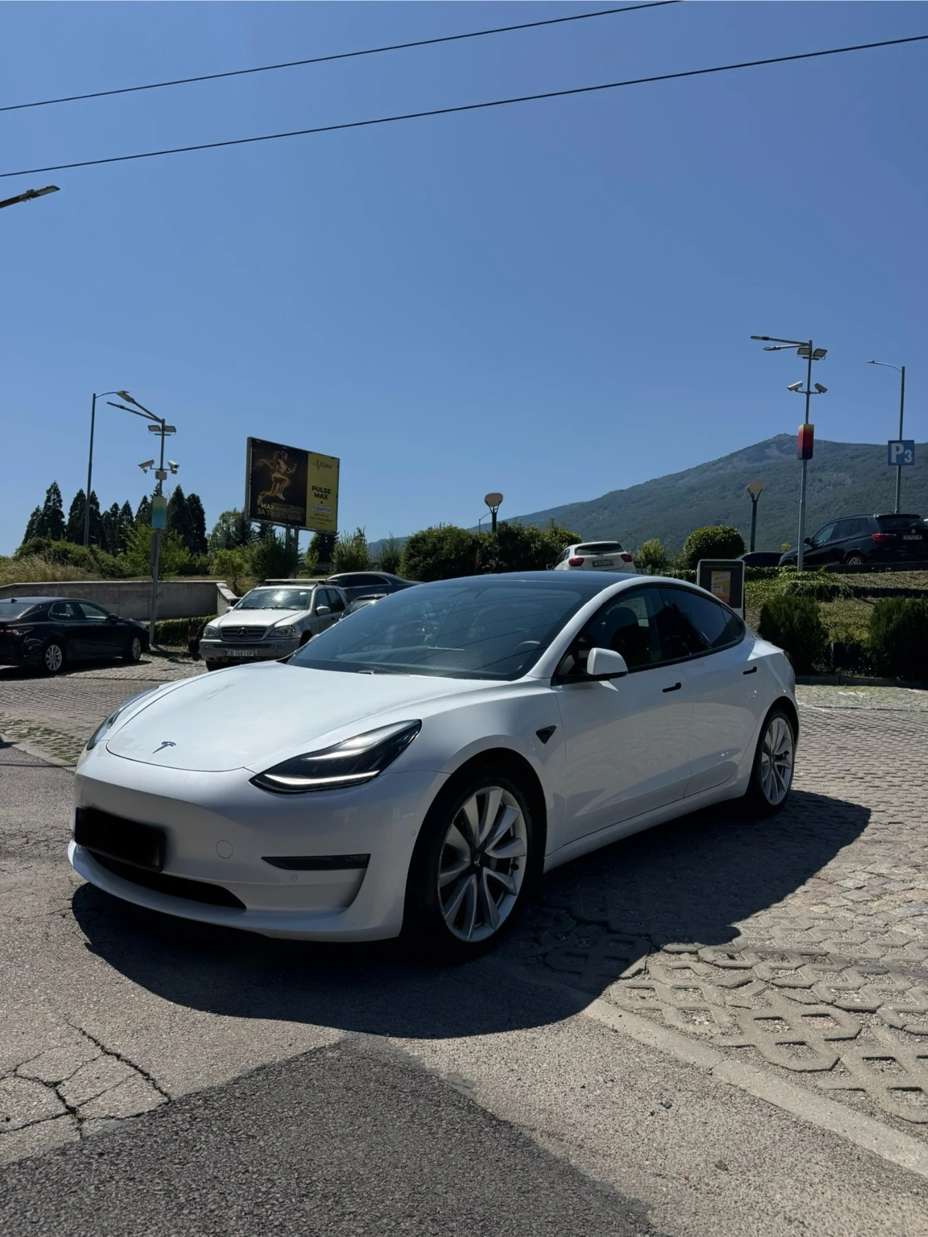 Tesla Model 3 Model 2021 LR Dual motor/термопомпа/Гаранция, снимка 3 - Автомобили и джипове - 55424011