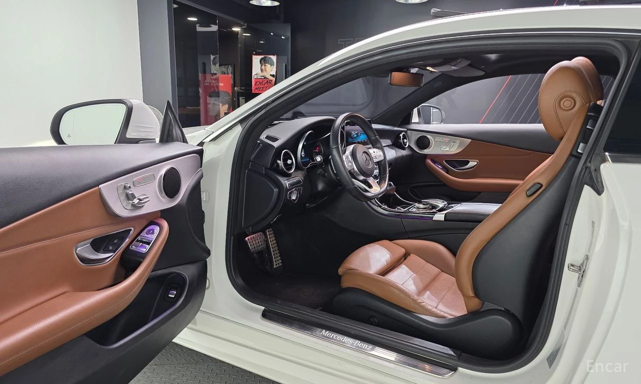 Mercedes-Benz C 220 4MATIC Coupe* AMG Line* �����* ��������* �������*  | Mobile.bg � ����������� 7