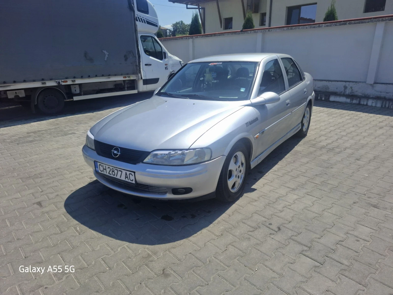 Opel Vectra 1.6