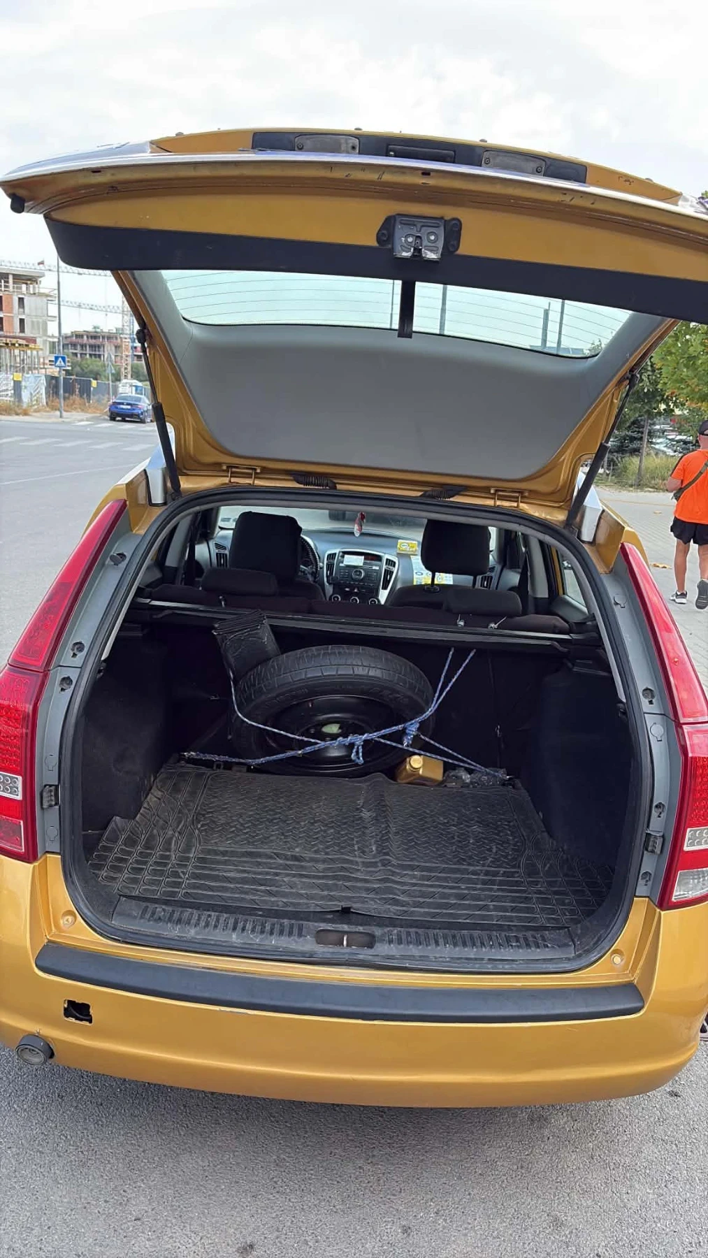 Kia Ceed, снимка 2 - Автомобили и джипове - 55798366