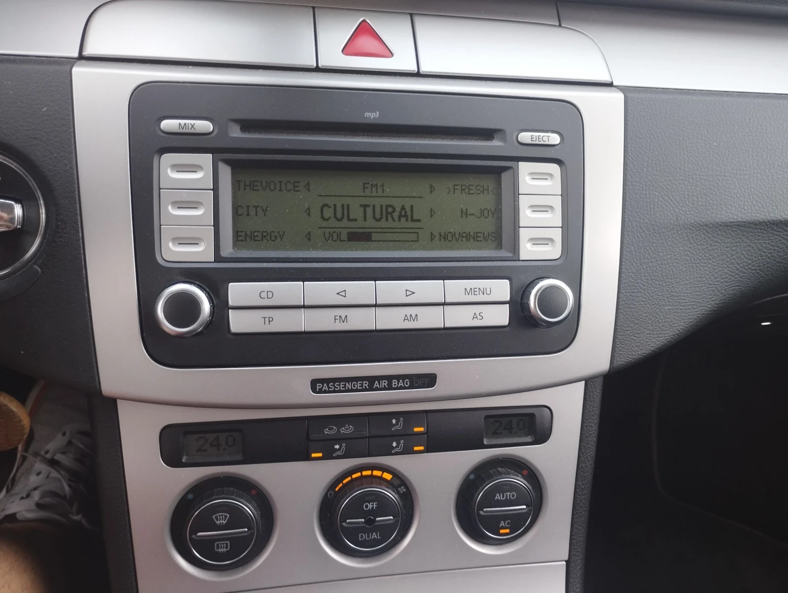 VW Passat, снимка 9 - Автомобили и джипове - 56548843