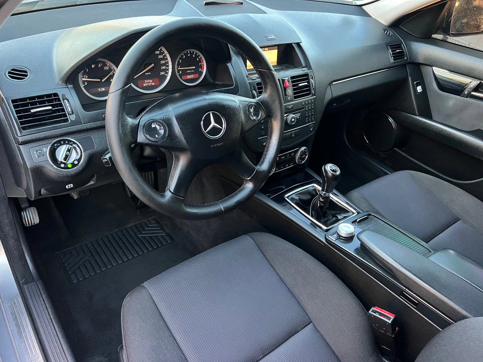 Mercedes-Benz C 200 KOMPRESSOR/AMG/SEDAN/NAVI/6sk/PODGREV/UNIKAT | Mobile.bg � ����������� 11