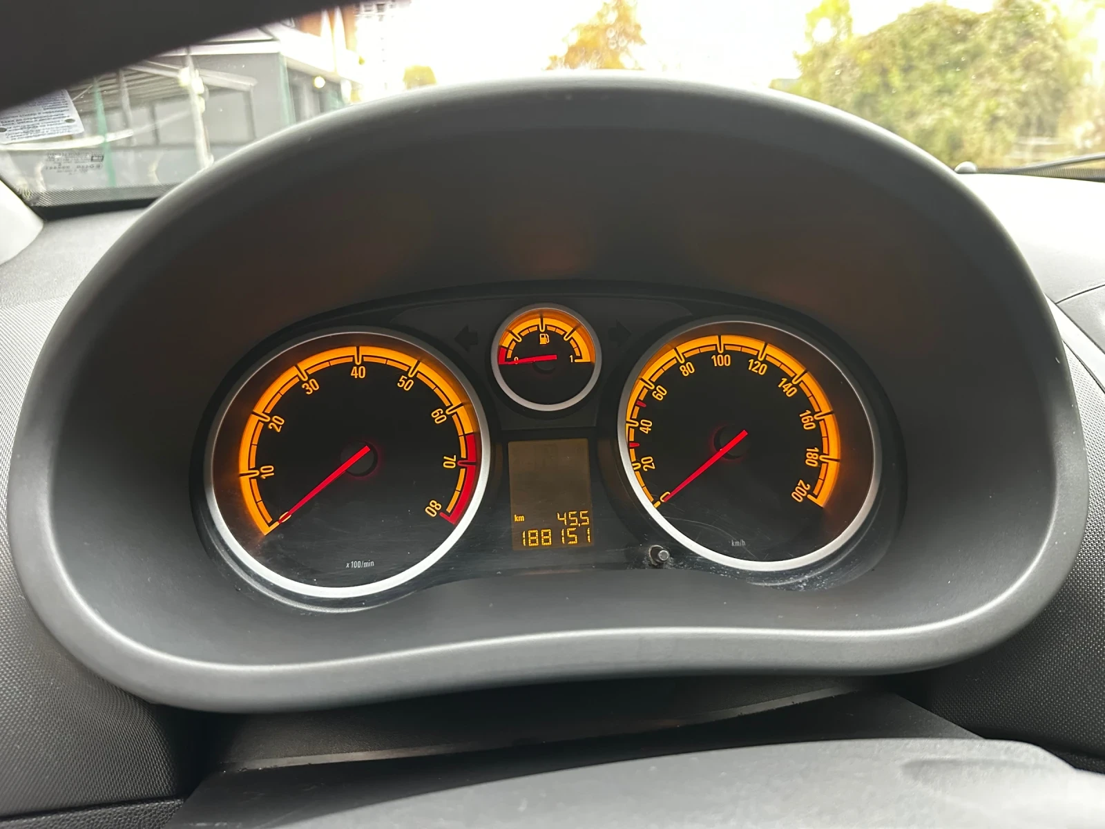 Opel Corsa D, снимка 12 - Автомобили и джипове - 56710677