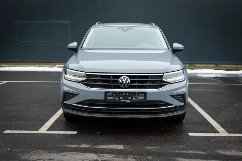 VW Tiguan Highline, снимка 1 - Автомобили и джипове - 49325038