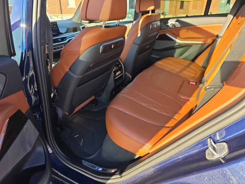 BMW X5 2024 M60i xDrive* CARFAX * БЕЗ ПЪРВОНАЧАЛНА ВНОСКА, снимка 16 - Автомобили и джипове - 52861687