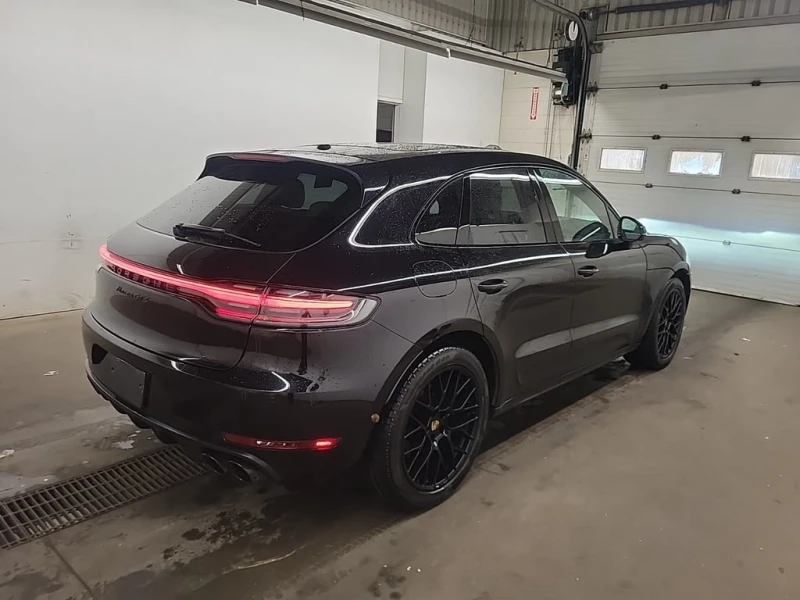 Porsche Macan * GTS * CARFAX * БЕЗ ПЪРВОНАЧАЛНА ВНОСКА, снимка 4 - Автомобили и джипове - 52921955