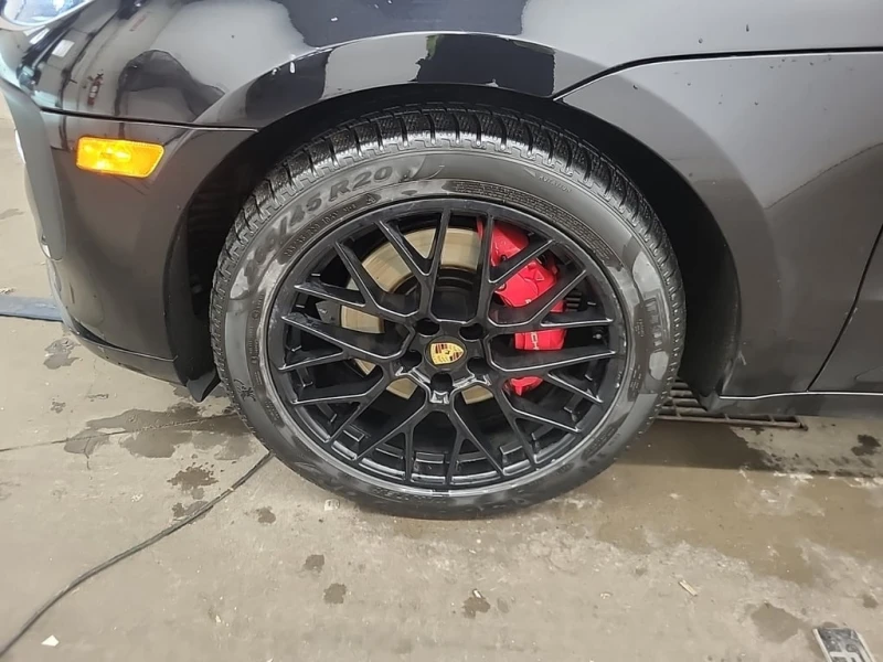 Porsche Macan * GTS * CARFAX * БЕЗ ПЪРВОНАЧАЛНА ВНОСКА, снимка 8 - Автомобили и джипове - 52921955