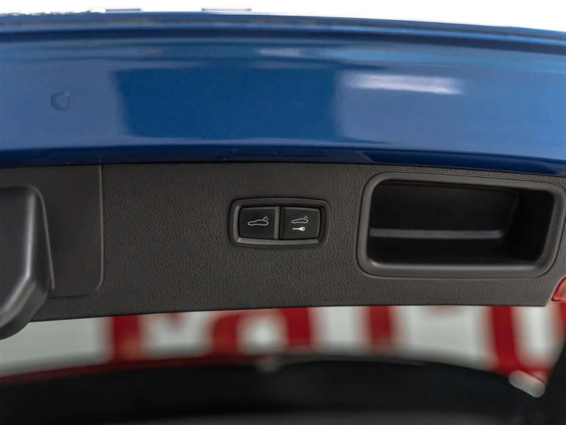 Porsche Macan * CARFAX * ЦЕНА ДО БГ, снимка 15 - Автомобили и джипове - 53055064