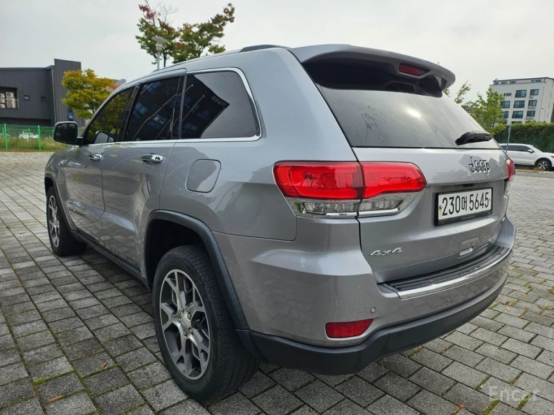 Jeep Grand cherokee, снимка 8 - Автомобили и джипове - 53088998