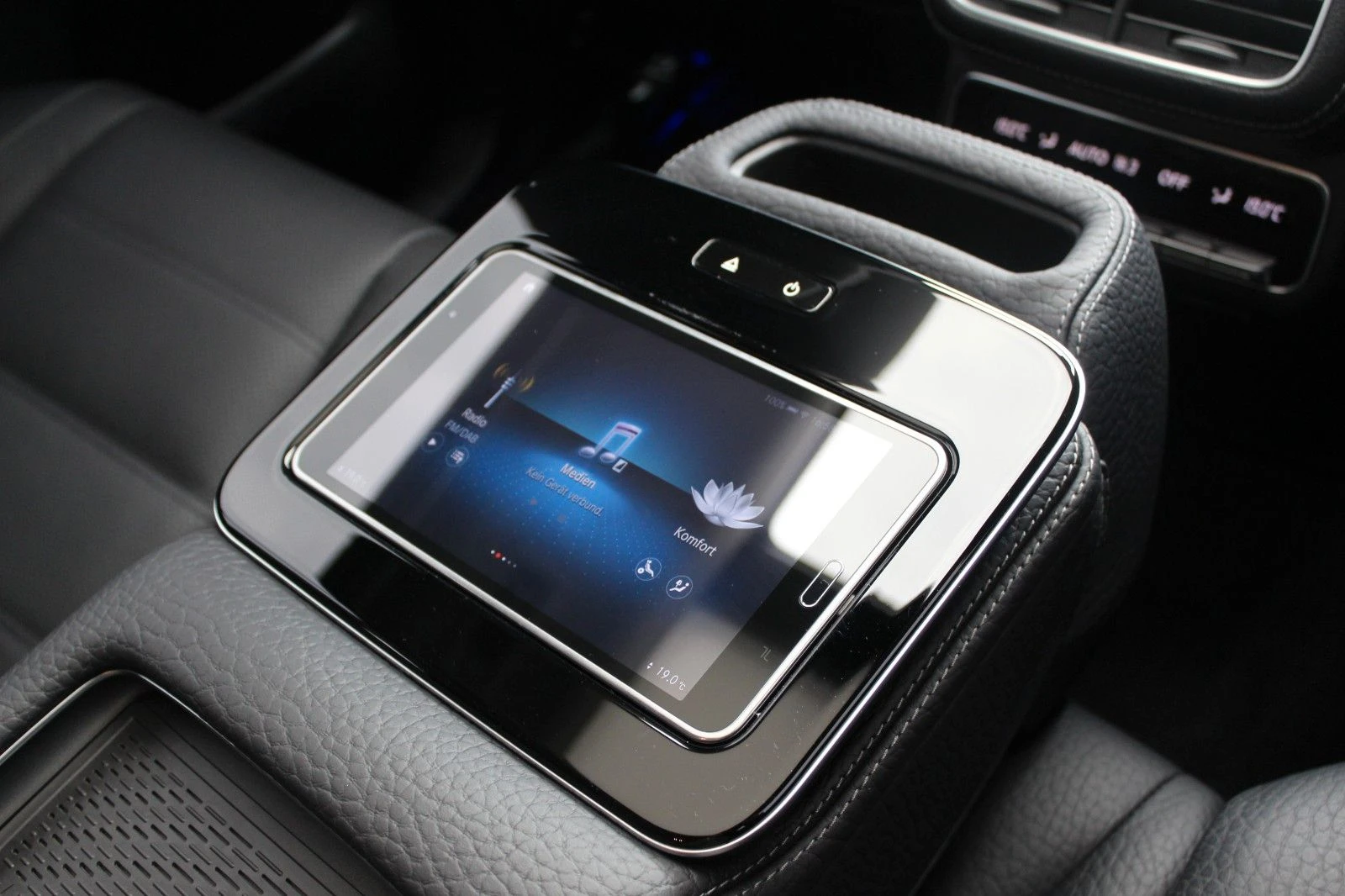 Mercedes-Benz GLS 350 D/4MATIC/AMG/286HP/360/PANO/LED/MASSAGEx4/E174pr | Mobile.bg   14