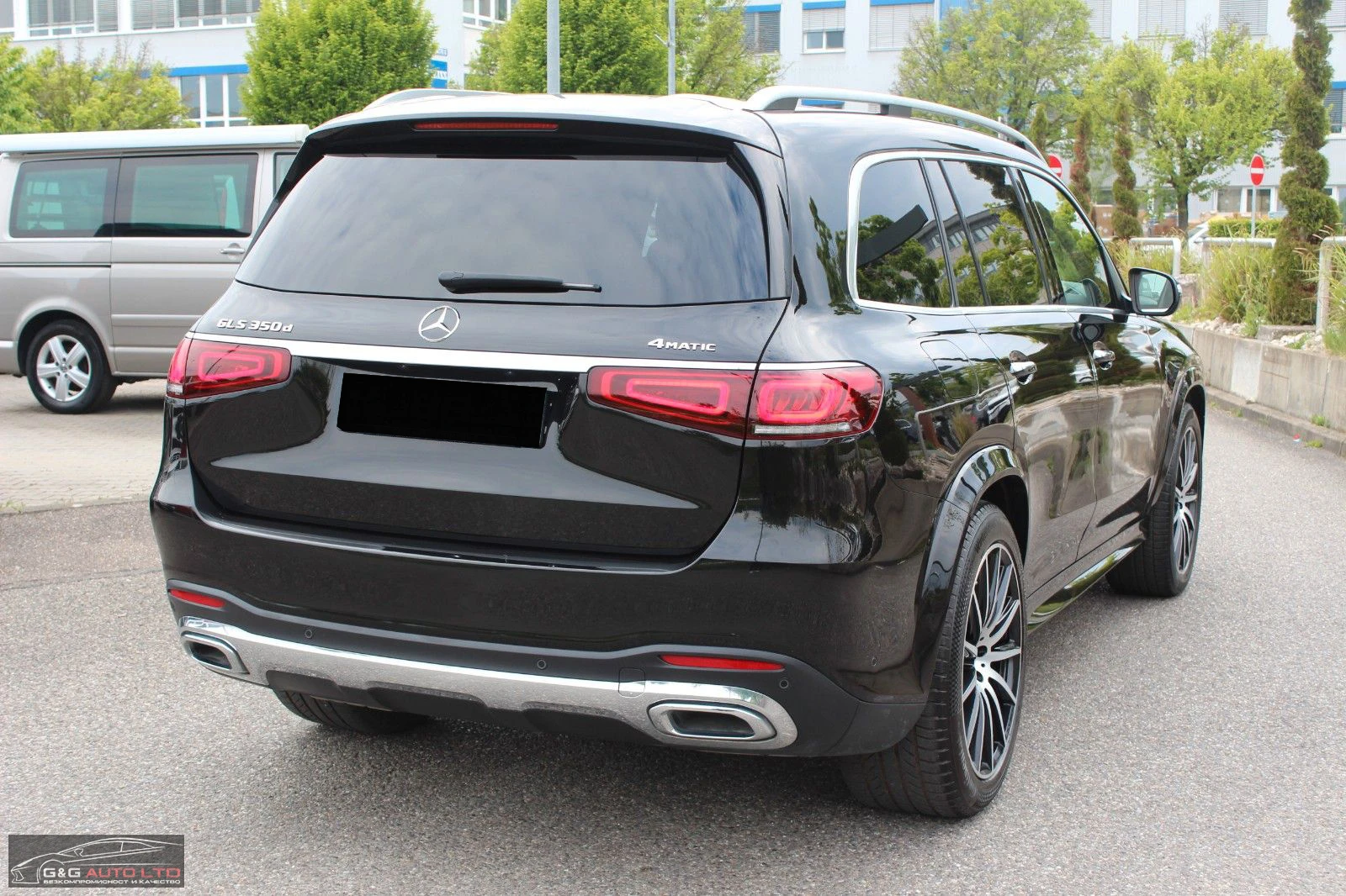 Mercedes-Benz GLS 350 D/4MATIC/AMG/286HP/360/PANO/LED/MASSAGEx4/E174 - изображение 4