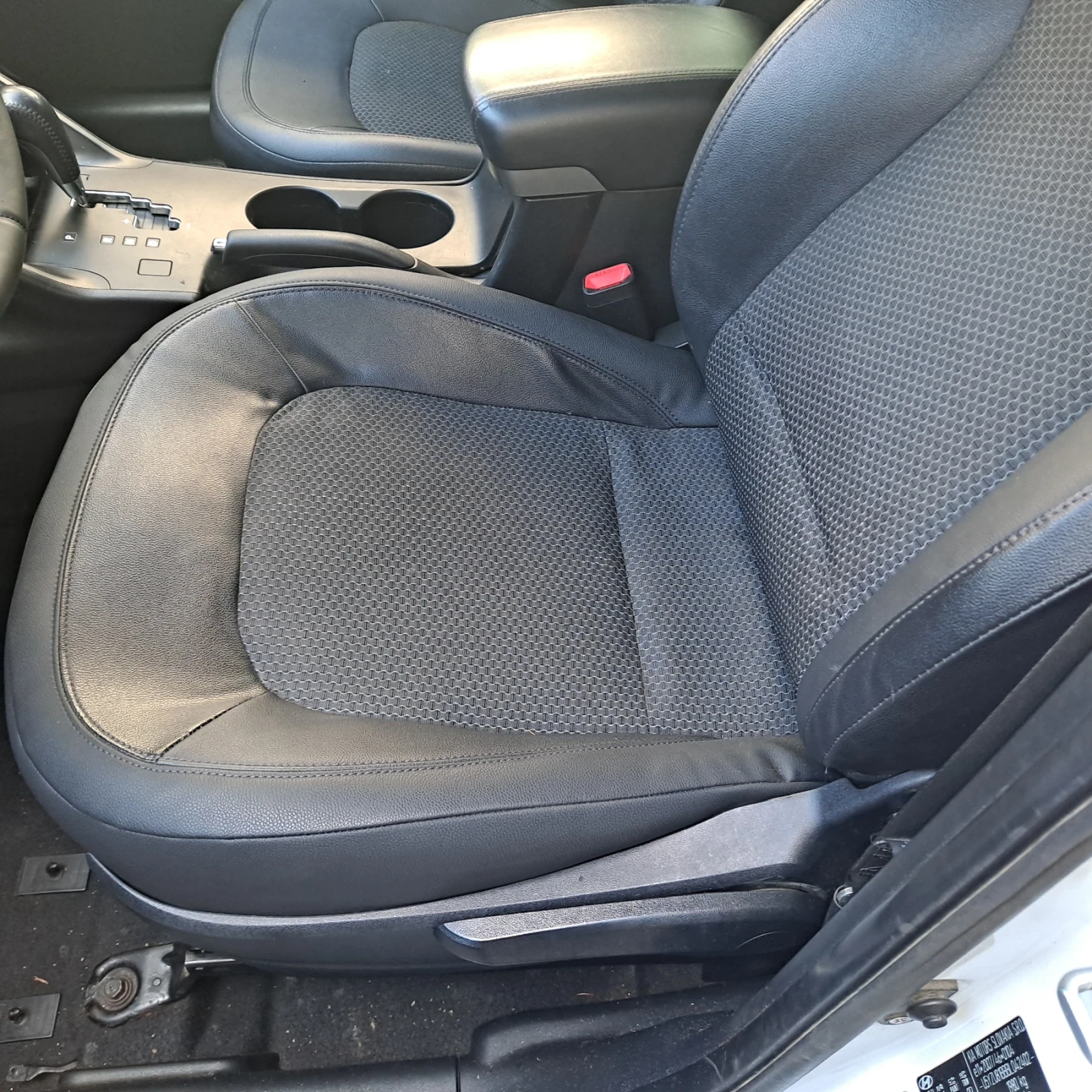 Hyundai IX35 2.0 Бензин.Газ - изображение 6