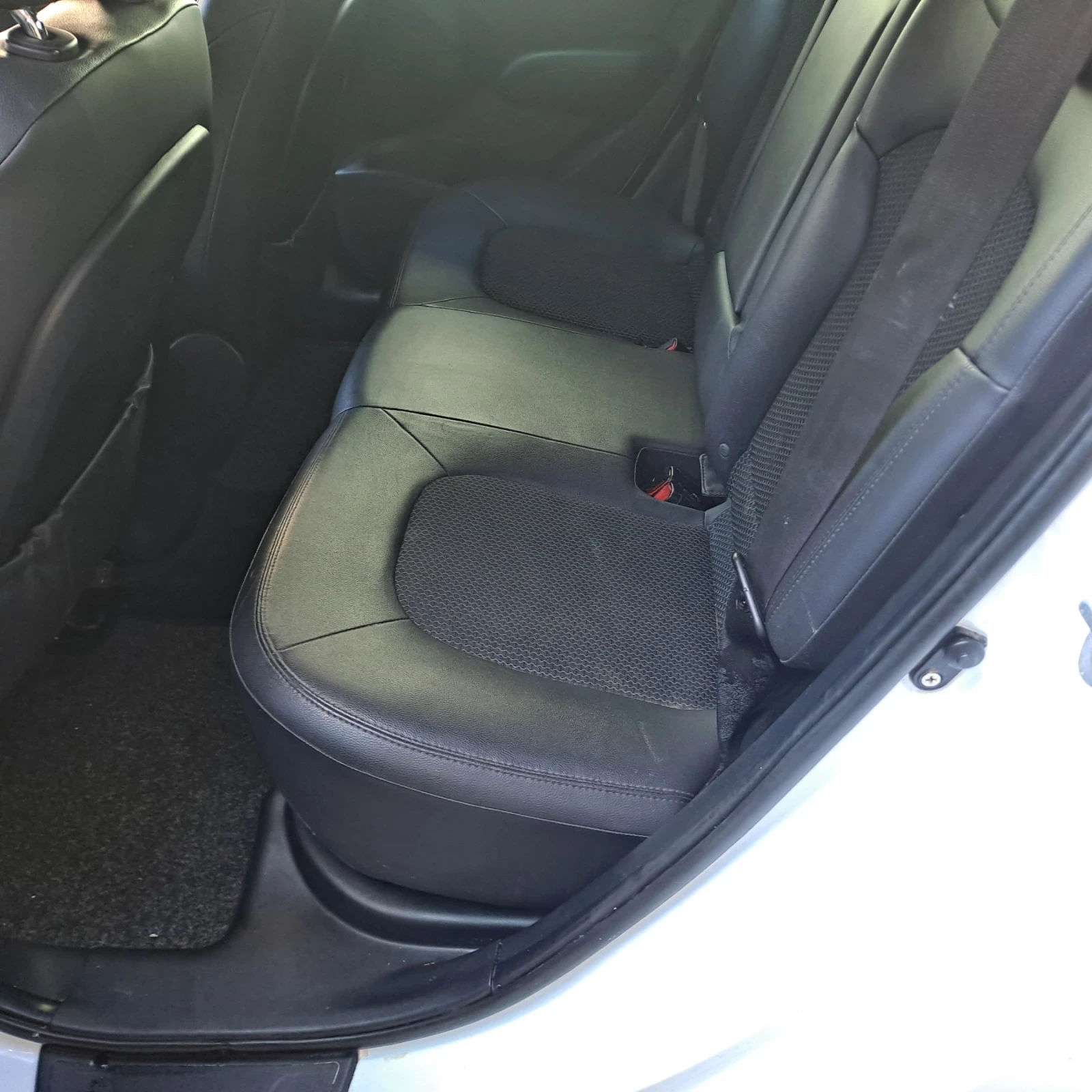 Hyundai IX35 2.0 Бензин.Газ - изображение 8