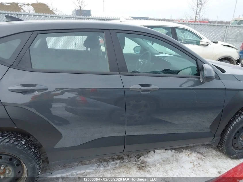 Hyundai Kona SE, снимка 13 - Автомобили и джипове - 53730551