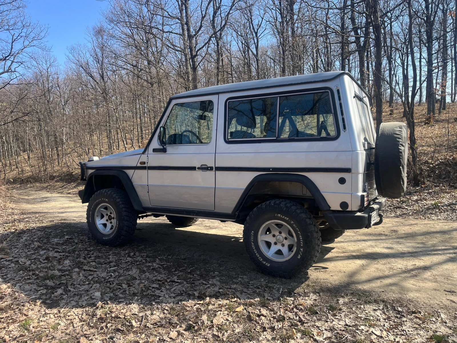 Mercedes-Benz G 230, снимка 3 - Автомобили и джипове - 53879135