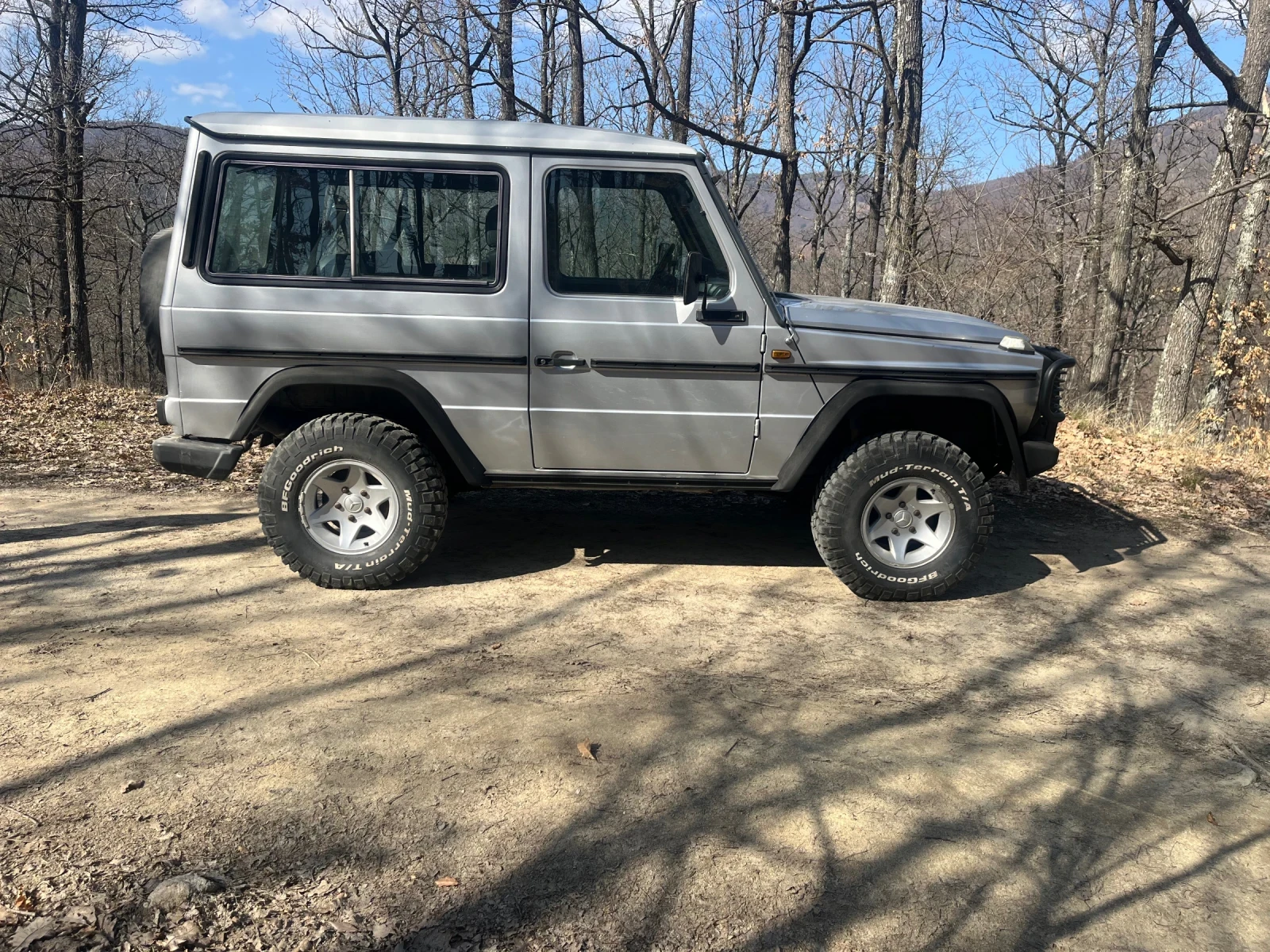 Mercedes-Benz G 230