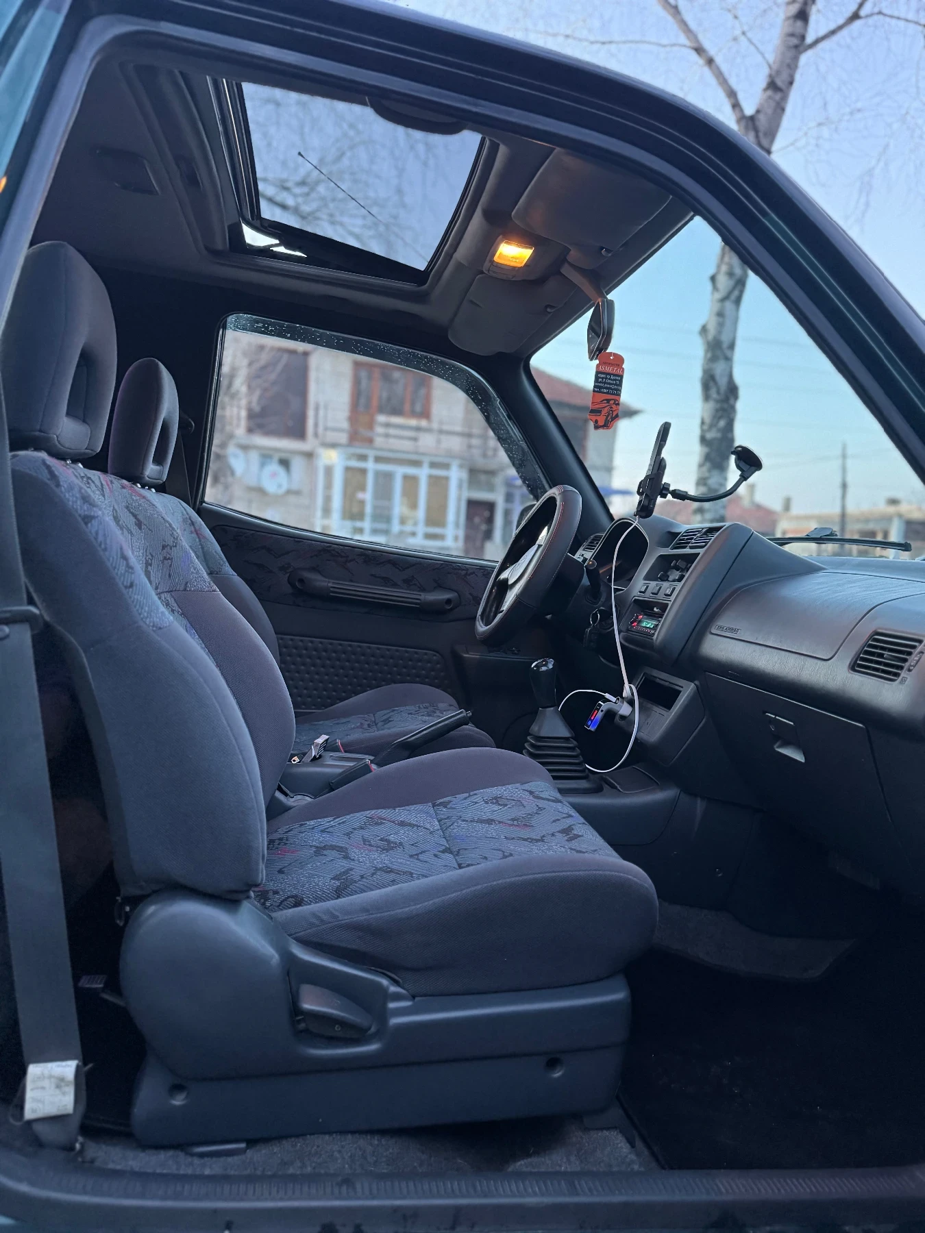 Toyota Rav4, снимка 9 - Автомобили и джипове - 54045292