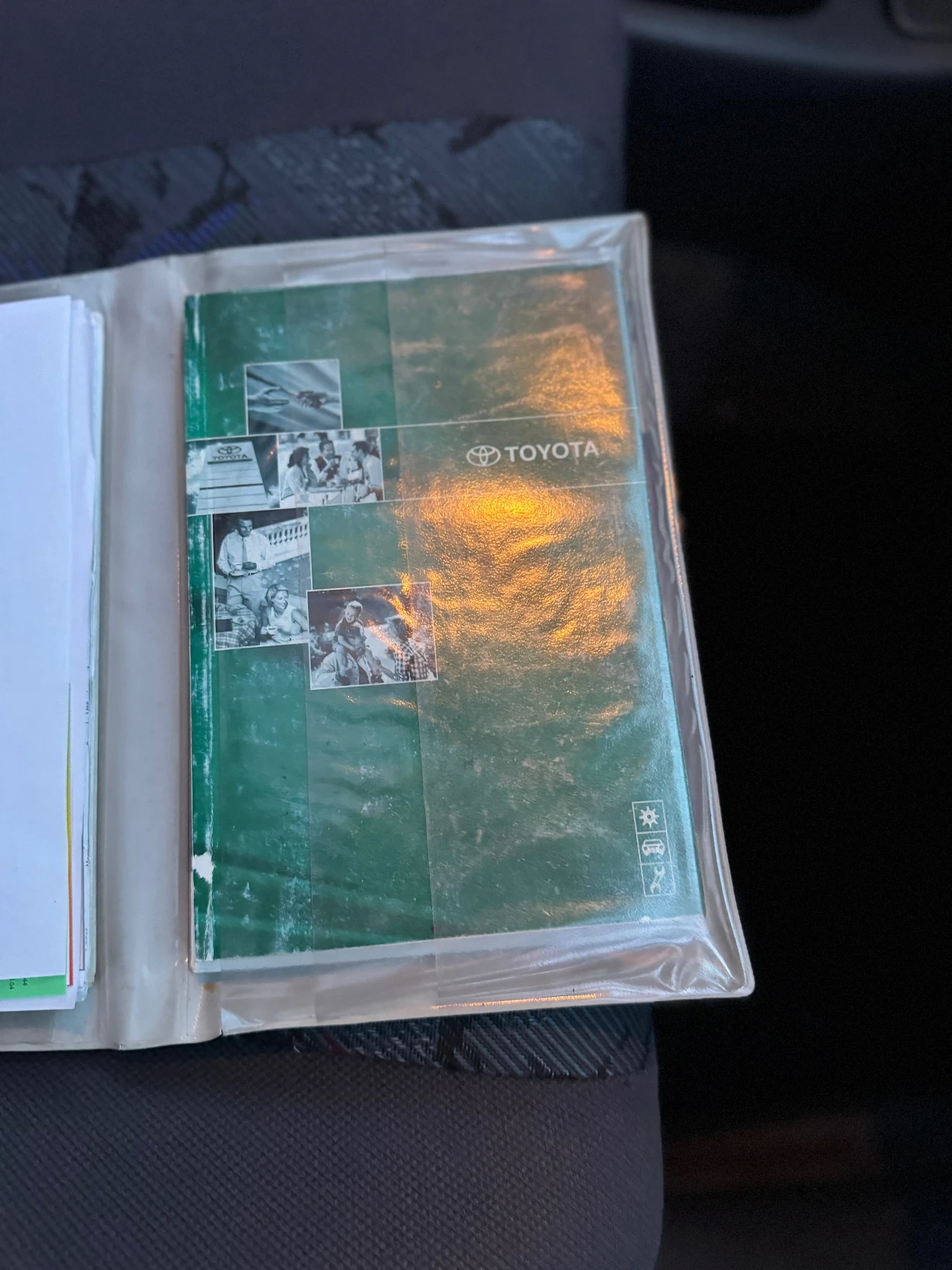 Toyota Rav4, снимка 15 - Автомобили и джипове - 54045292