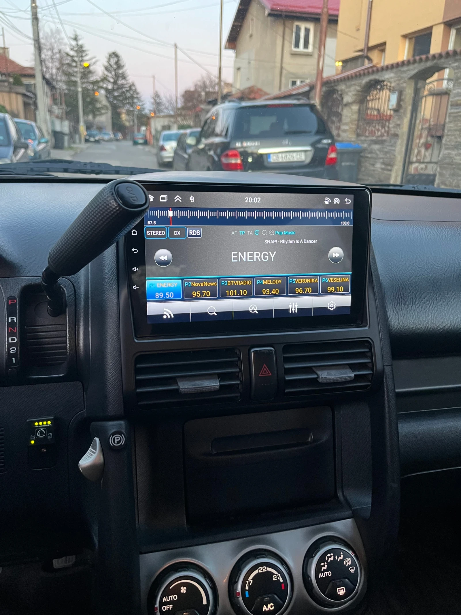 Honda Cr-v 2.0VTEC, снимка 11 - Автомобили и джипове - 54144993