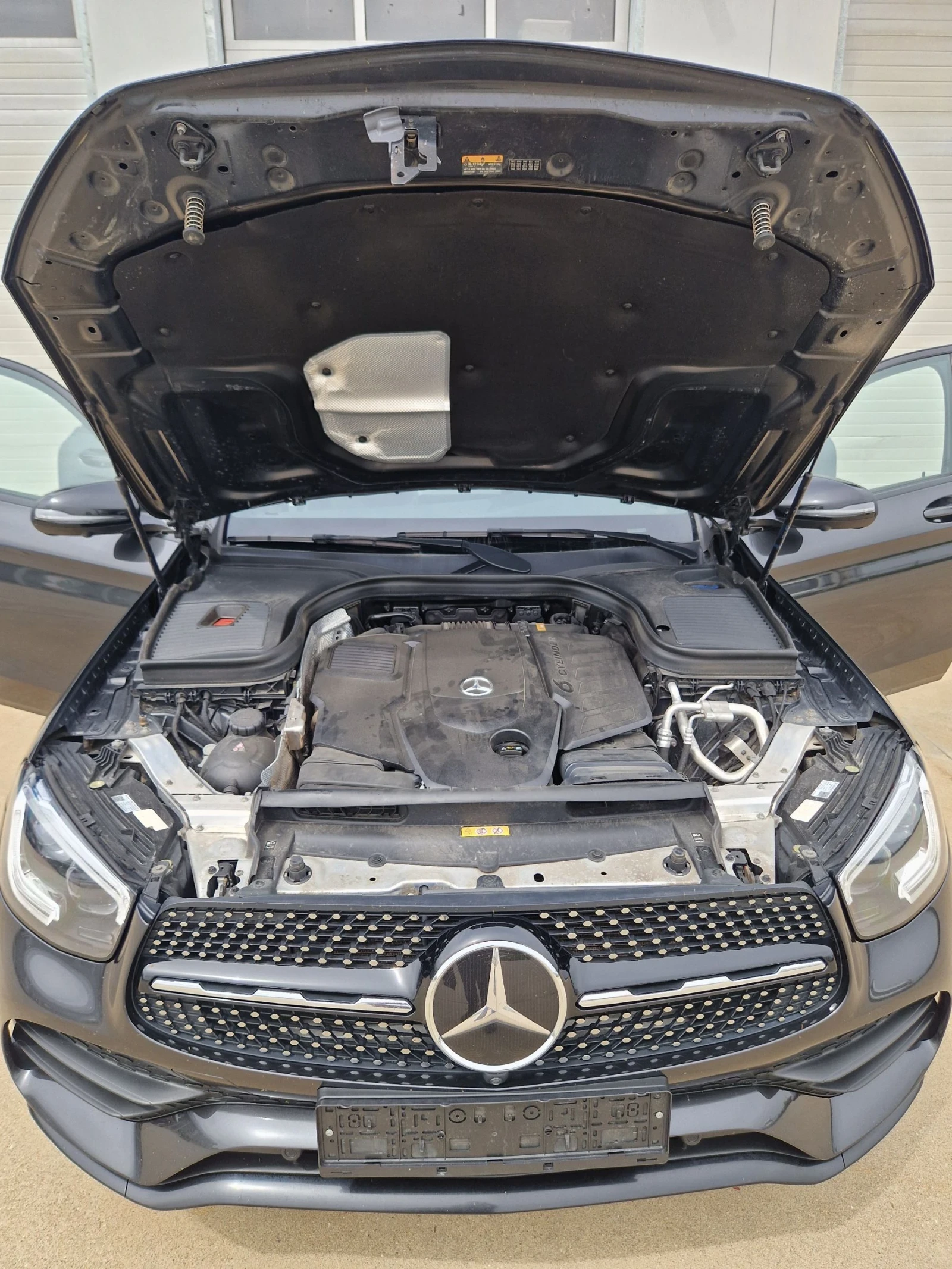 Mercedes-Benz GLC 400 d 9G-AMG FACELIFT PANORAMA DIGITAL MULTIBEAM LED  , снимка 14 - Автомобили и джипове - 54531340