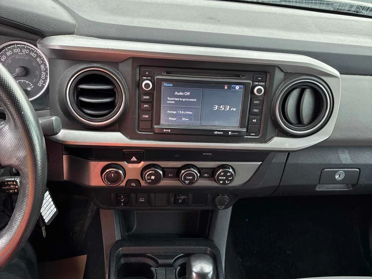 Toyota Tacoma * SR5 * 2 КЛЮЧА* ПОДГРЕВ* , снимка 9 - Автомобили и джипове - 54442434