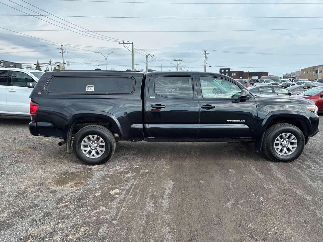 Toyota Tacoma * SR5 * 2 КЛЮЧА* ПОДГРЕВ* , снимка 3 - Автомобили и джипове - 54442434