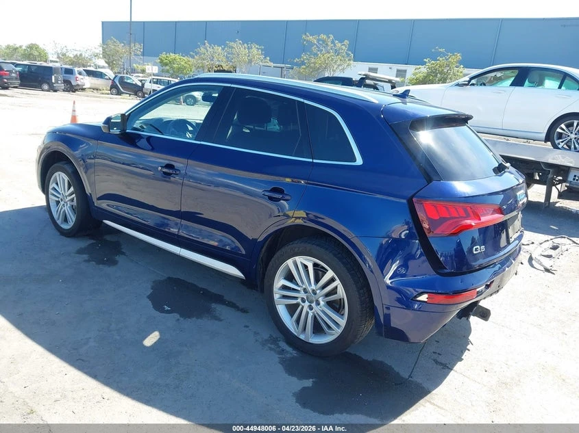 Audi Q5 2.0l 2.0T Premium/2.0T Tech Premium, снимка 3 - Автомобили и джипове - 54760498