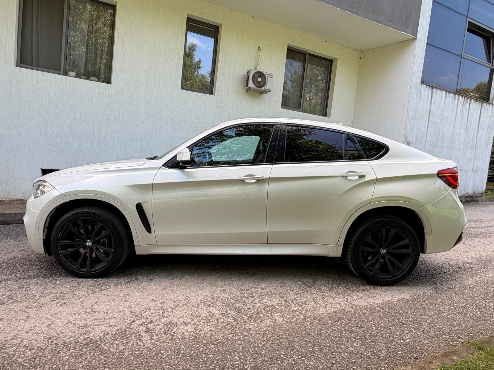 BMW X6 3.5i / M-OPTIC / ПОДГРЕВ, снимка 4 - Автомобили и джипове - 55026697