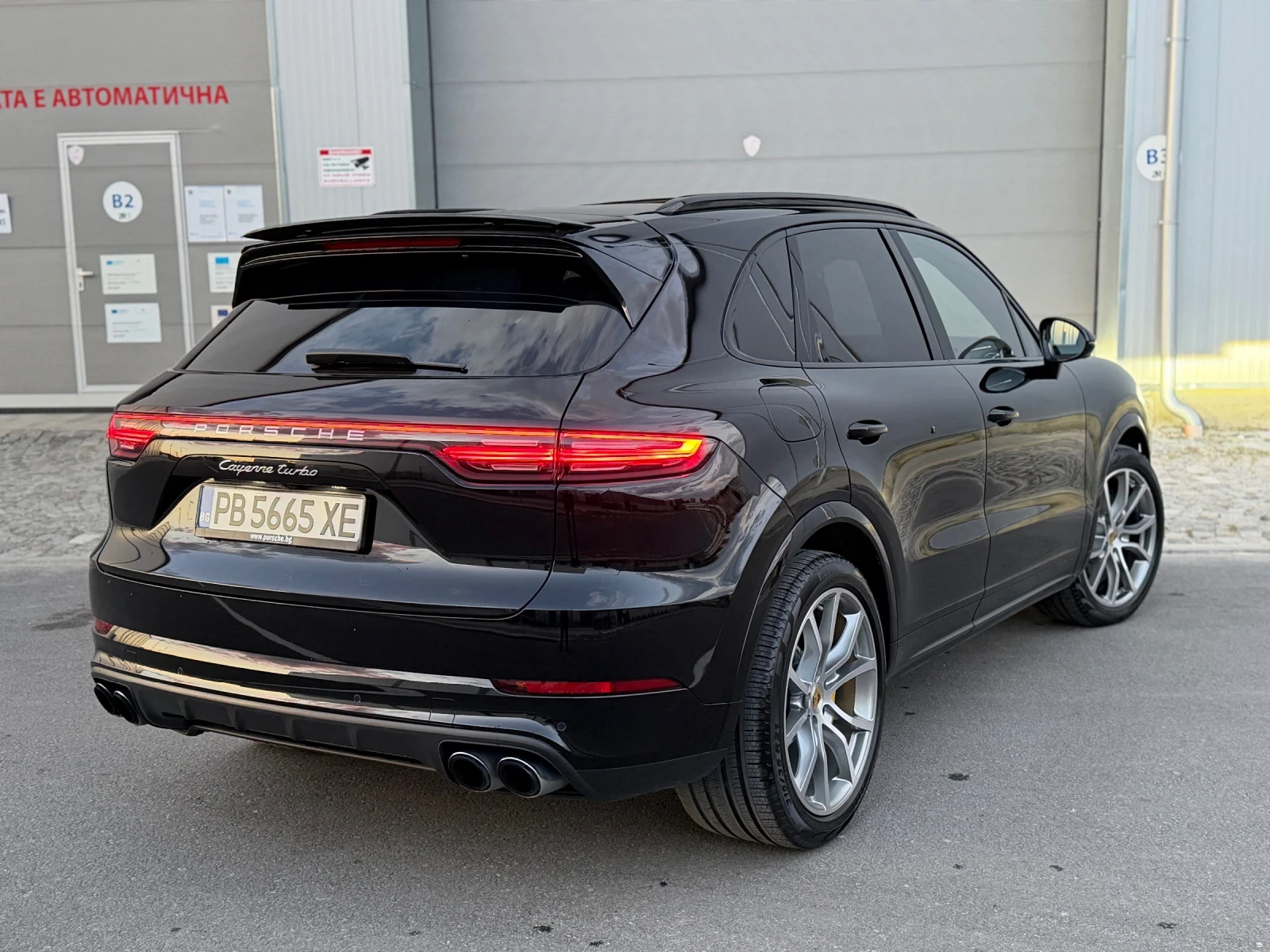 Porsche Cayenne Turbo Full 3XTV 550PS Sport Chrono Pack, снимка 3 - Автомобили и джипове - 55057493