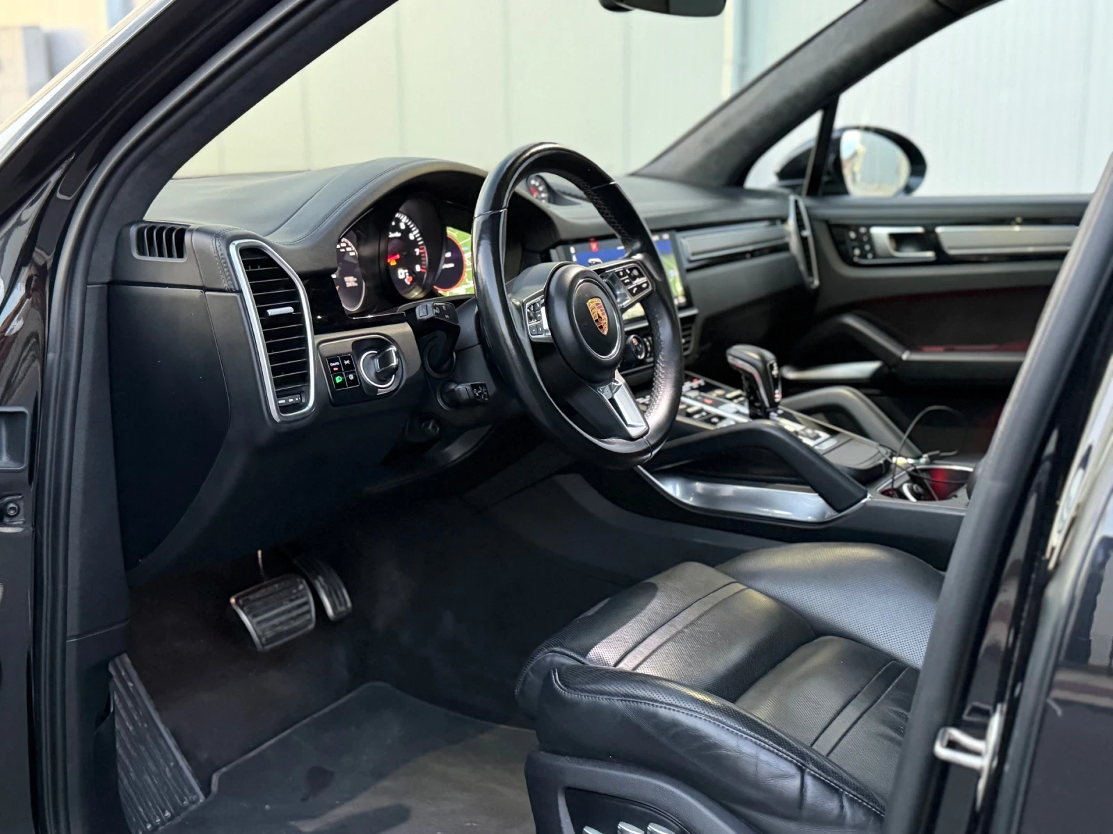Porsche Cayenne Turbo Full 3XTV 550PS Sport Chrono Pack, снимка 7 - Автомобили и джипове - 55057493