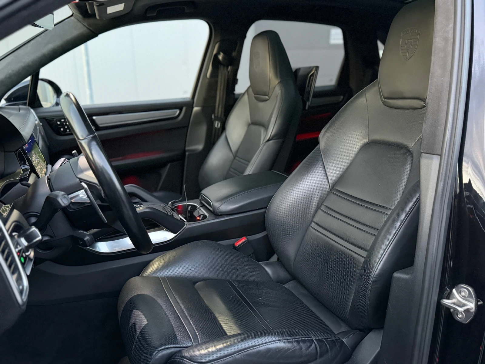 Porsche Cayenne Turbo Full 3XTV 550PS Sport Chrono Pack, снимка 6 - Автомобили и джипове - 55057493