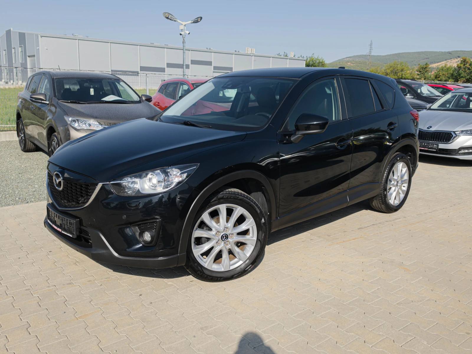 Mazda CX-5 2.2* 175кс* КОЖА* НАВИ* КАМЕРА, снимка 2 - Автомобили и джипове - 55902932