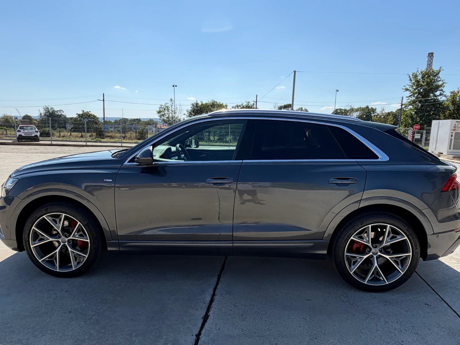 Audi Q8, снимка 8 - Автомобили и джипове - 55930084