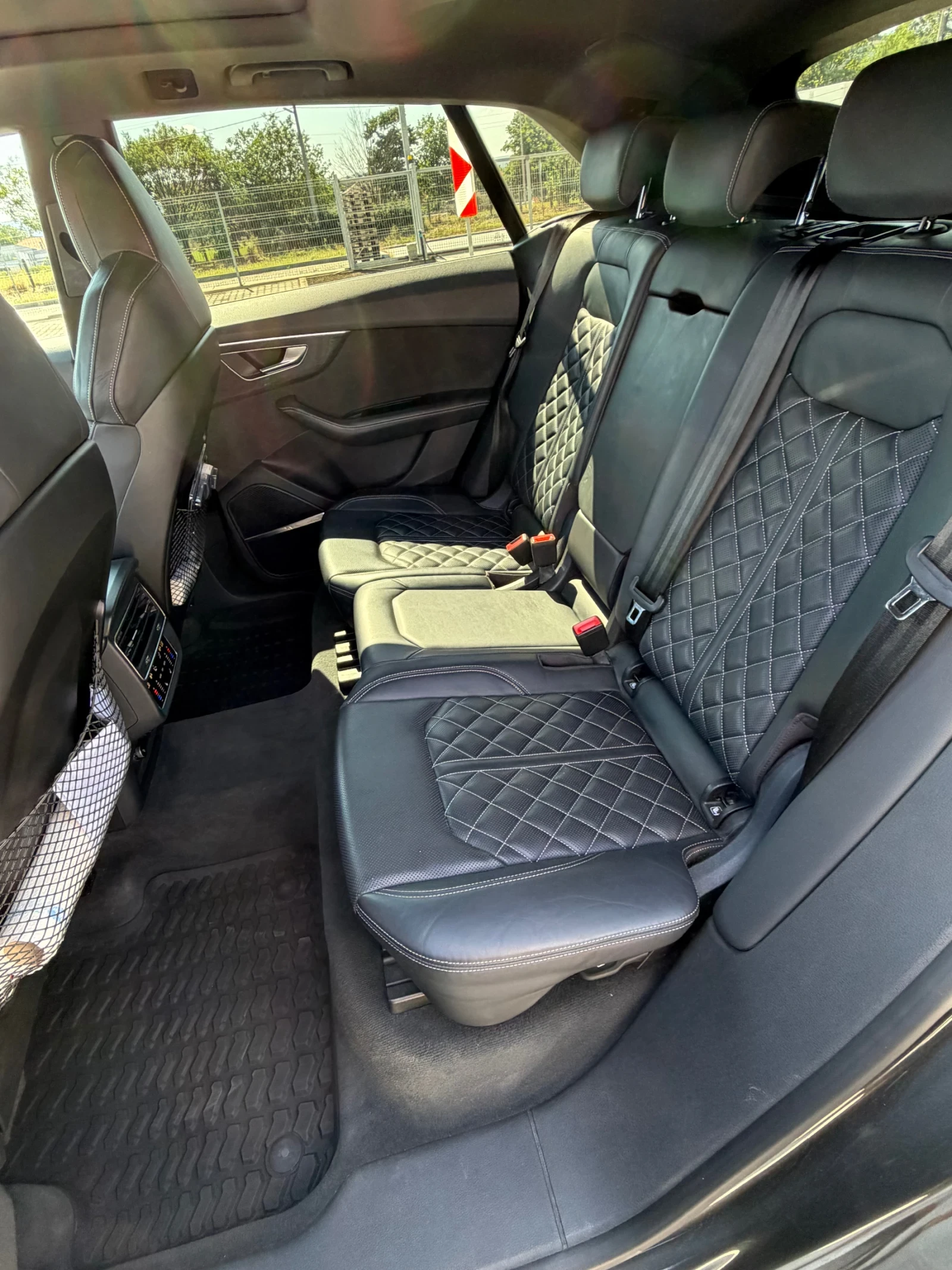 Audi Q8, снимка 12 - Автомобили и джипове - 55930084