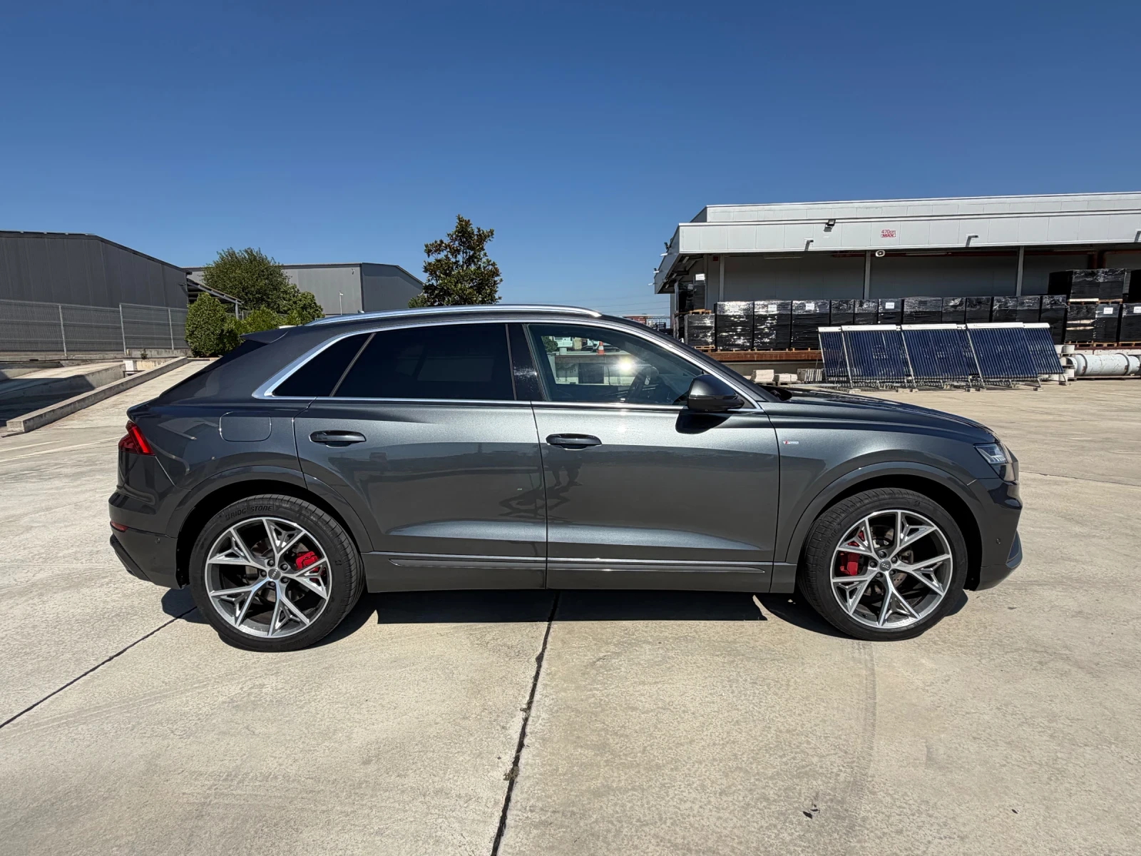 Audi Q8, снимка 7 - Автомобили и джипове - 55930084