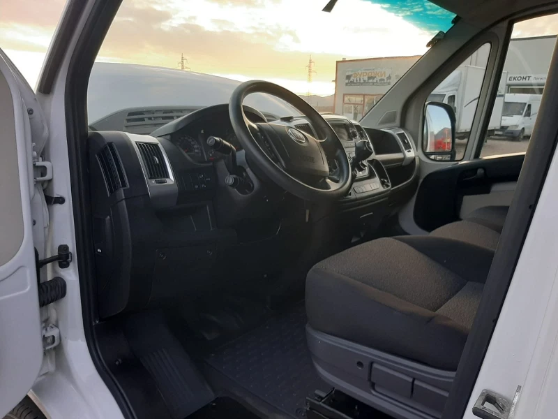 Fiat Ducato 2.3 150кс нави климатроник като нов, снимка 10 - Бусове и автобуси - 48327793