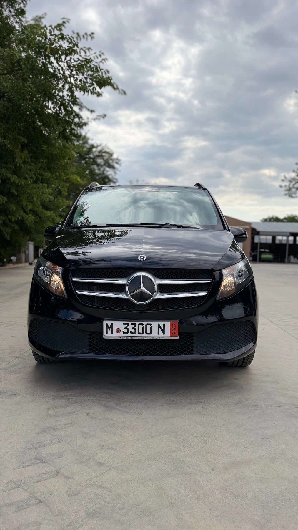 Mercedes-Benz V 250