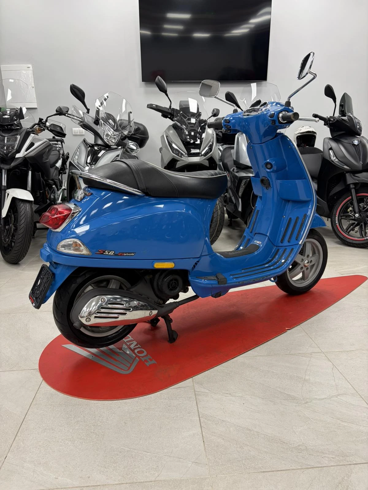 Vespa 50, снимка 2 - Мотоциклети и мототехника - 55658795