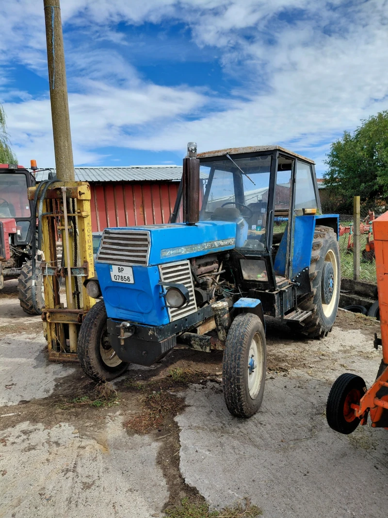 Трактор Zetor 8011