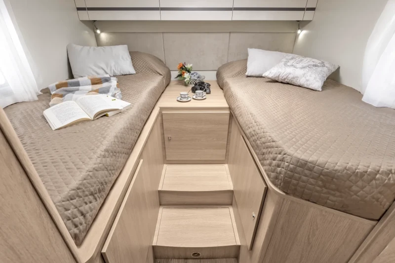 Кемпер Giottiline Siena 395 AT8 165к.с. Premiere, снимка 4 - Каравани и кемпери - 52769340