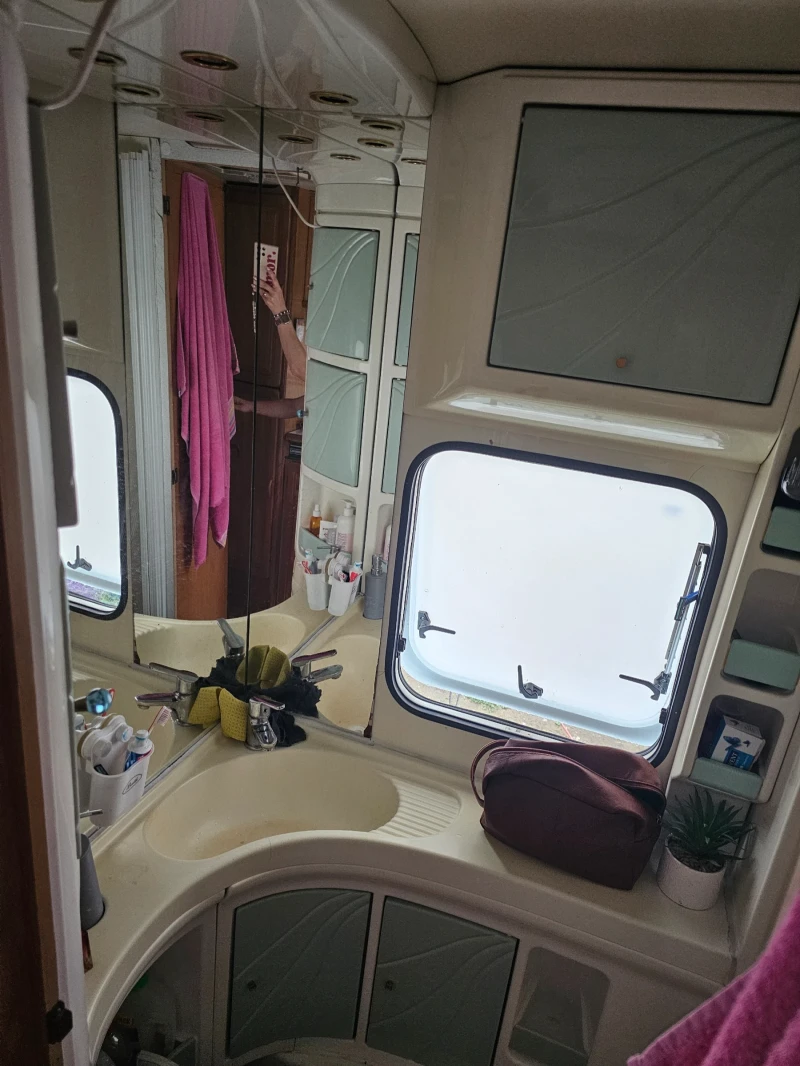 Каравана Други Eurostar, снимка 7 - Каравани и кемпери - 53154579